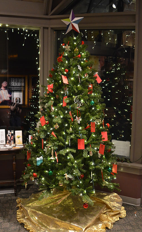 2012 12 angel tree